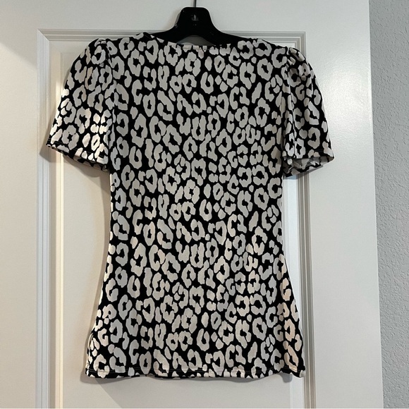EXPRESS BLOUSE SIZE XS - Picture 3 of 3